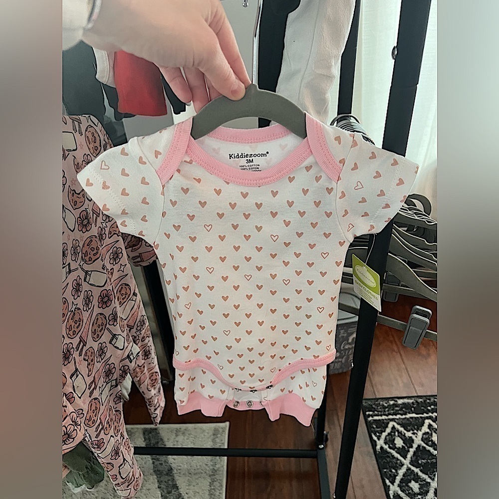 New Kiddiezoom White and Pink Heart Onesie Pants Set